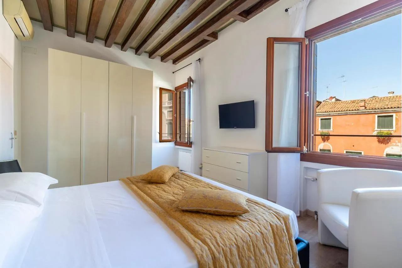 Ca' Dei Carmini Apartment Venice Italy