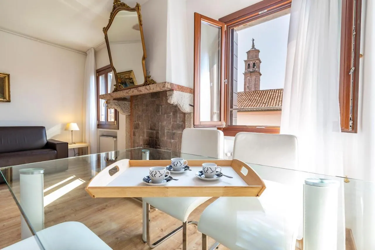 Ca' Dei Carmini Apartment Venice