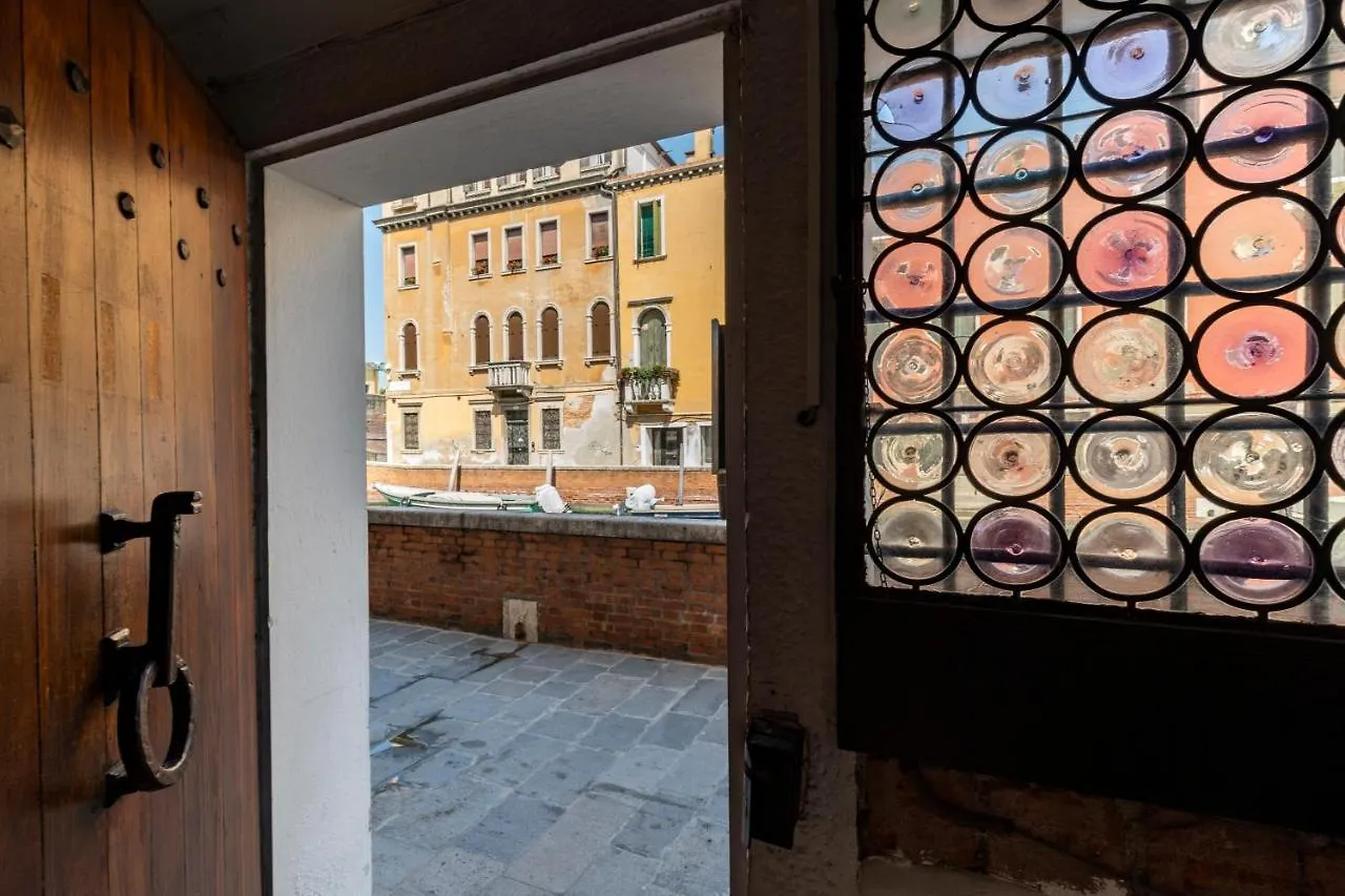 Appartamento Ca' dei Carmini Venezia 0*,  Italia