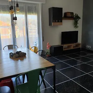 https://chiara-holiday-home.hotelitalianriviera.com
