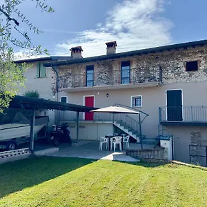 https://bb-la-corte-puegnago-del-garda.it-lombardy.com