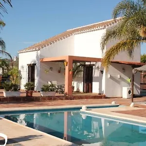 https://villa-el-nido.es-andalucia.com